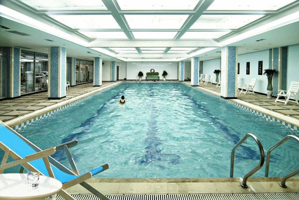 Guangye Jin Jiang Hotel Ціндао Зручності фото